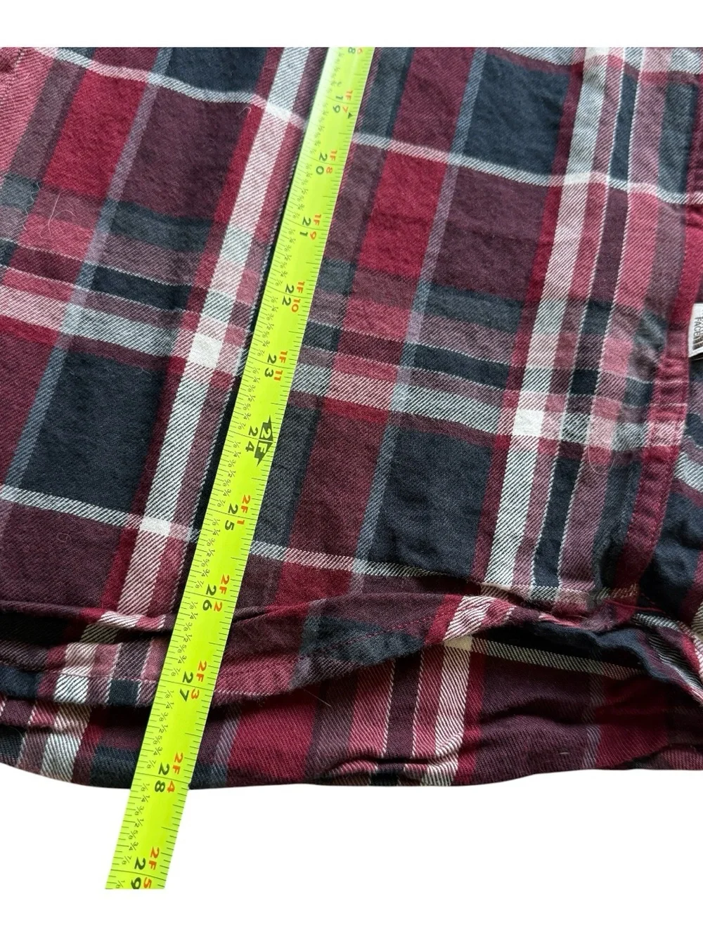 The North Face Men’s Plaid Flannel Button Front Shirt Burgundy Black M Cozy Fall
